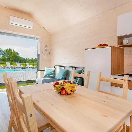 Σπίτι διακοπών In With Wifi